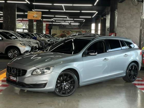 VOLVO V60 2.0 T5 MOMENTUM TURBO GASOLINA 4P AUTOMÁTICO VOLVO V60 2.0 T5 MOMENTUM TURBO GASOLINA 4P AUTOMÁTICO
